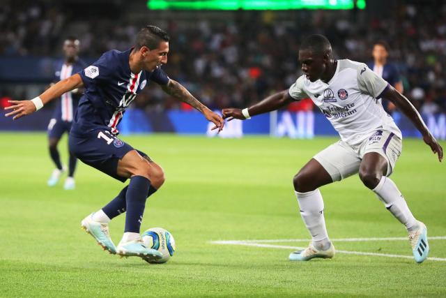 广西梧州半程马拉松火热开赛 万名跑者竞速“岭南古郡”