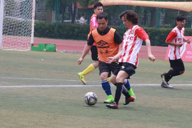 罗马诺：曼联支持奥纳纳&对他有信心