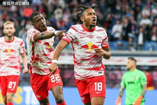 记者：勇士22年夺冠后就没什么可遗憾的了 注定是走向沉没的王朝